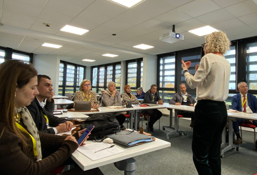 séance de formation et d'échanges délégation tunisienne
