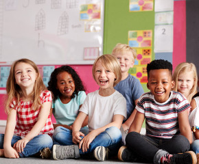 Photo diversité sociale mixité école maternelle primaire