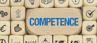 photo dés avec le mot compétence metier profession 
