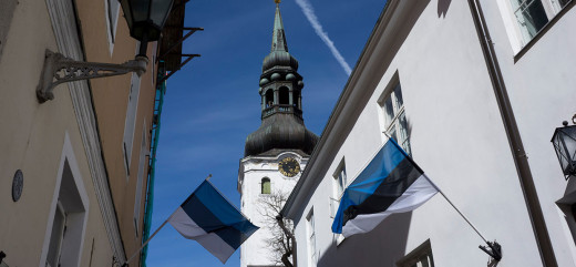 Photo Estonie drapeau estonien ville