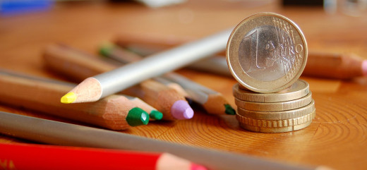 Photo illustrant les finances éducation budget côut politique publique