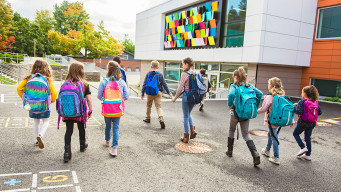 Photo élèves allant au collège lycée collégiens lycéens