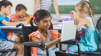 photo élève handicapée handicap inclusion scolaire 