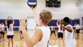 Photo sport scolaire eps lycéens élèves volley ball sport collectif 
