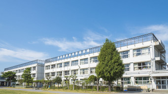 Photo bâtiment établissement scolaire extérieur lycee college